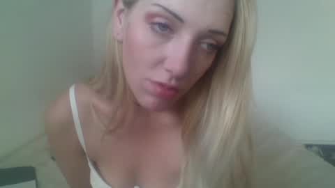 Snapshot of allforthedxll chatting on January 9, 2025, 11:13 pm allforthedxll online show from January 9, 2025, 11:13 pm