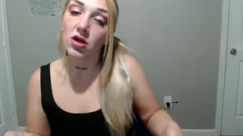 Snapshot of allforthedxll chatting on January 22, 2025, 10:40 am allforthedxll online show from January 22, 2025, 10:40 am