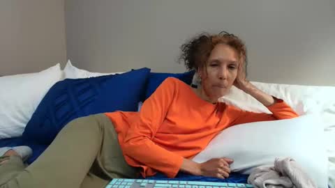 wishlist on bio online show from November 12, 2025, 11:36 pm