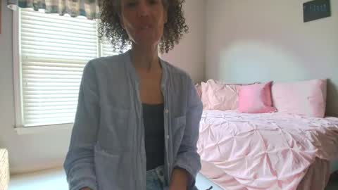 wishlist on bio online show from March 15, 2026, 8:26 pm