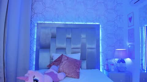 AlliceWinter online show from November 13, 2025, 12:15 pm