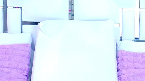 Allicia online show from February 28, 2026, 7:26 pm