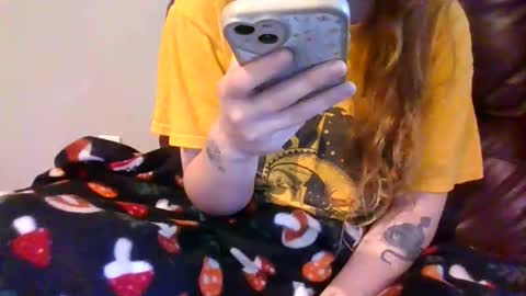 alliebearx online show from January 7, 2026, 5:04 pm