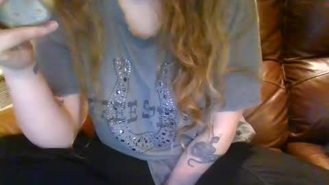 alliebearx online show from February 11, 2026, 3:33 am