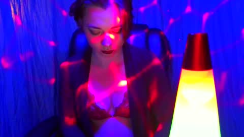 alliebells1 online show from December 4, 2024, 1:47 am
