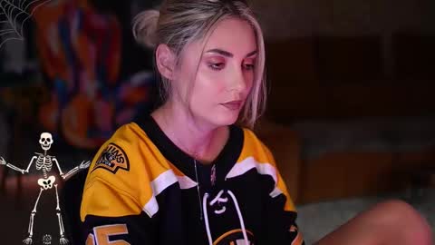 Allie online show from October 23, 2025, 11:20 am