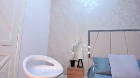 Allison whitee online show from March 6, 2026, 9:11 pm