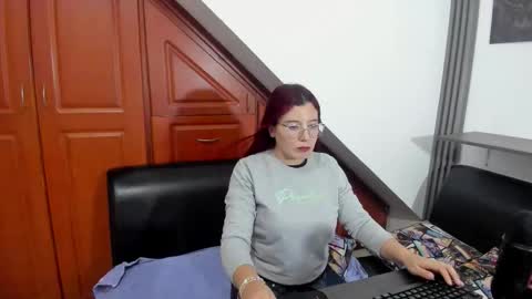 Snapshot of allisonlove_88 chatting on February 9, 2026, 8:02 pm ALLISON online show from February 9, 2026, 8:02 pm