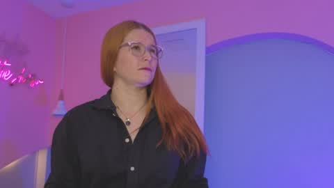 Alli  online show from April 5, 2026, 10:45 am