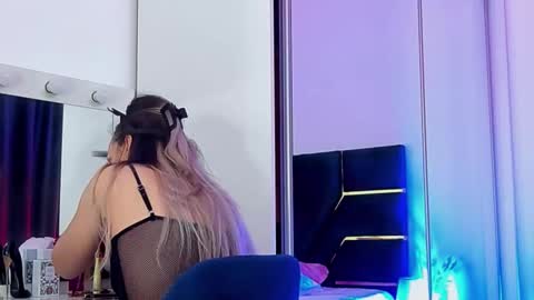 AllisonSweetie online show from March 15, 2026, 12:00 pm