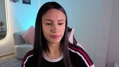 Snapshot of allisson_a chatting on February 19, 2026, 3:24 am Allisson online show from February 19, 2026, 3:24 am