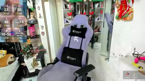 allsson_miller online show from November 27, 2025, 7:05 pm