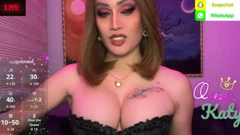 Snapshot of alluring_gemini chatting on May 13, 2026, 5:05 am Queen Majesty Katy online show from May 13, 2026, 5:05 am