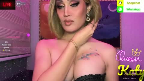 Snapshot of alluring_gemini chatting on June 6, 2026, 7:46 am Queen Majesty Katy online show from June 6, 2026, 7:46 am