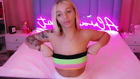 AlwaysHot online show from January 10, 2025, 2:25 am