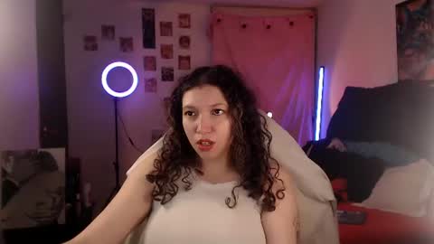 Snapshot of ally_donfort chatting on June 27, 2026, 12:37 am Ally online show from June 27, 2026, 12:37 am
