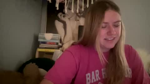 Snapshot of allyanalangel chatting on January 5, 2025, 6:02 am allyanalangel online show from January 5, 2025, 6:02 am