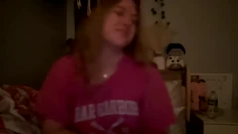 Snapshot of allyanalangel chatting on February 19, 2025, 10:09 pm allyanalangel online show from February 19, 2025, 10:09 pm