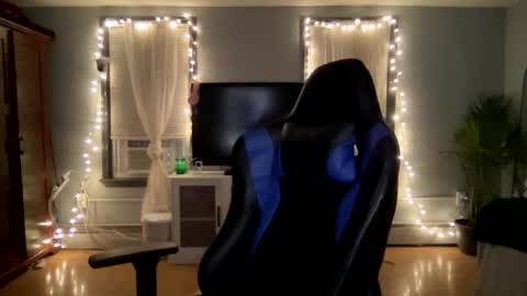 Snapshot of allyanalangel chatting on March 5, 2025, 2:57 am allyanalangel online show from March 5, 2025, 2:57 am