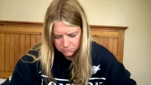 Snapshot of allyanalangel chatting on September 9, 2025, 4:50 pm allyanalangel online show from September 9, 2025, 4:50 pm