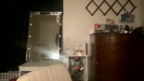 allyanalangel online show from November 26, 2025, 3:40 am