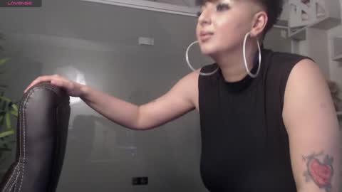 Snapshot of allyiah chatting on January 31, 2025, 9:26 pm online show from January 31, 2025, 9:26 pm