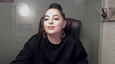 Snapshot of allyiah chatting on March 8, 2025, 1:28 am online show from March 8, 2025, 1:28 am