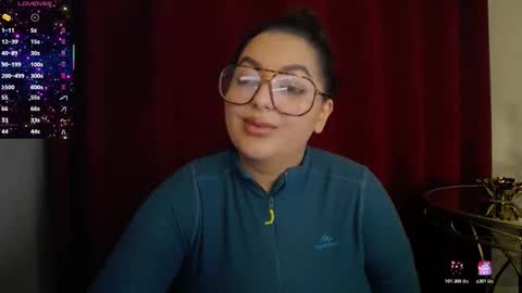 Snapshot of allyiah chatting on November 14, 2025, 8:07 pm online show from November 14, 2025, 8:07 pm