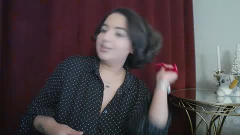 Snapshot of allyiah chatting on December 18, 2025, 6:25 pm online show from December 18, 2025, 6:25 pm