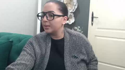         online show from April 12, 2026, 2:44 pm