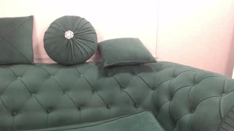 Snapshot of allyiah chatting on April 19, 2026, 6:32 pm online show from April 19, 2026, 6:32 pm