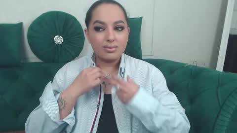 Snapshot of allyiah chatting on May 17, 2026, 5:09 pm online show from May 17, 2026, 5:09 pm