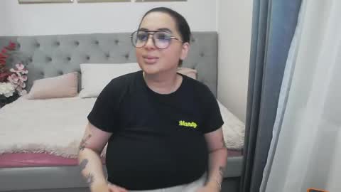 Snapshot of allyiah chatting on May 20, 2026, 8:15 pm online show from May 20, 2026, 8:15 pm