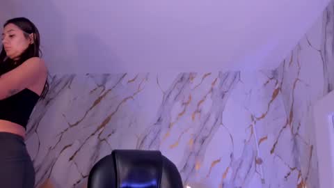 Alisson online show from February 19, 2025, 6:54 pm