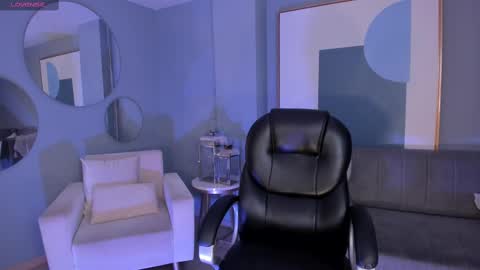 Alisson online show from March 9, 2025, 10:19 am