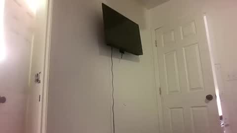 allymoon1369 online show from February 1, 2026, 4:11 am