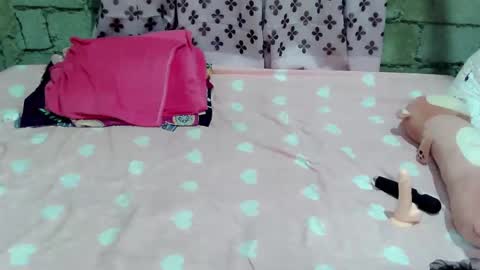 allys_collens online show from May 21, 2026, 5:36 am