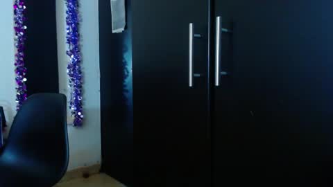 Snapshot of allyson_collins_ chatting on February 28, 2025, 6:43 am Allyson collins online show from February 28, 2025, 6:43 am