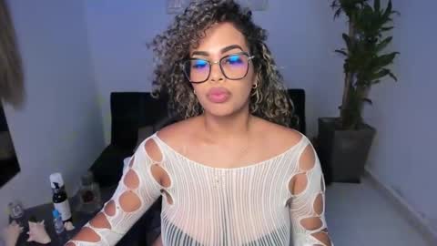Snapshot of allyssann_smith chatting on March 12, 2025, 10:50 pm allyssann online show from March 12, 2025, 10:50 pm
