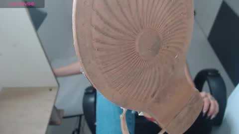 ALMA FENIX  online show from March 4, 2025, 3:15 pm