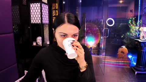 Alma online show from February 6, 2025, 7:24 am