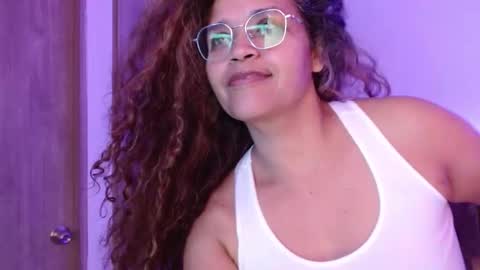 Snapshot of alma_sexyy chatting on February 20, 2025, 6:02 pm Alma online show from February 20, 2025, 6:02 pm