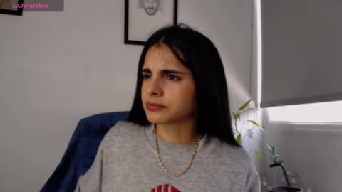 Arhantxa online show from March 8, 2025, 4:39 pm