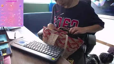 Arhantxa online show from February 20, 2026, 3:23 pm