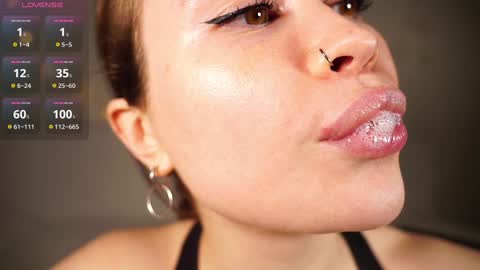 Snapshot of alma_yammy chatting on February 1, 2025, 7:34 pm Alma online show from February 1, 2025, 7:34 pm
