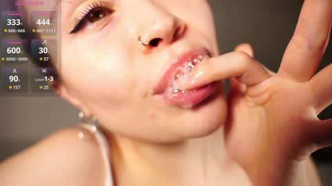 Snapshot of alma_yammy chatting on February 3, 2025, 4:20 pm Alma online show from February 3, 2025, 4:20 pm