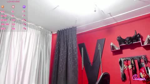 Santy online show from April 4, 2026, 7:33 pm