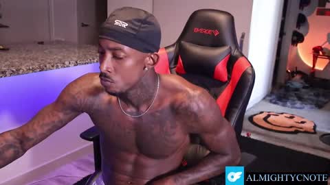 Snapshot of almightycnote chatting on October 7, 2025, 11:35 pm Almightycnote online show from October 7, 2025, 11:35 pm