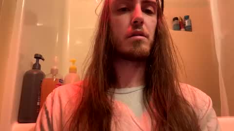 Snapshot of almightyj0420 chatting on January 17, 2025, 10:34 pm almightyj0420 online show from January 17, 2025, 10:34 pm