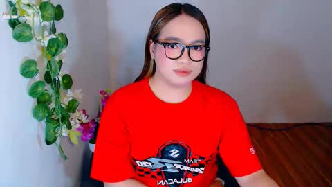 Almira online show from November 28, 2025, 4:09 pm